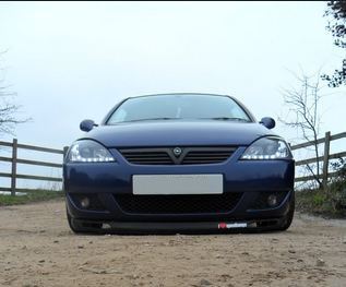 VAUXHALL CORSA C MK2 10/2000-2006 BLACK DRL HEADLIGHTS PAIR