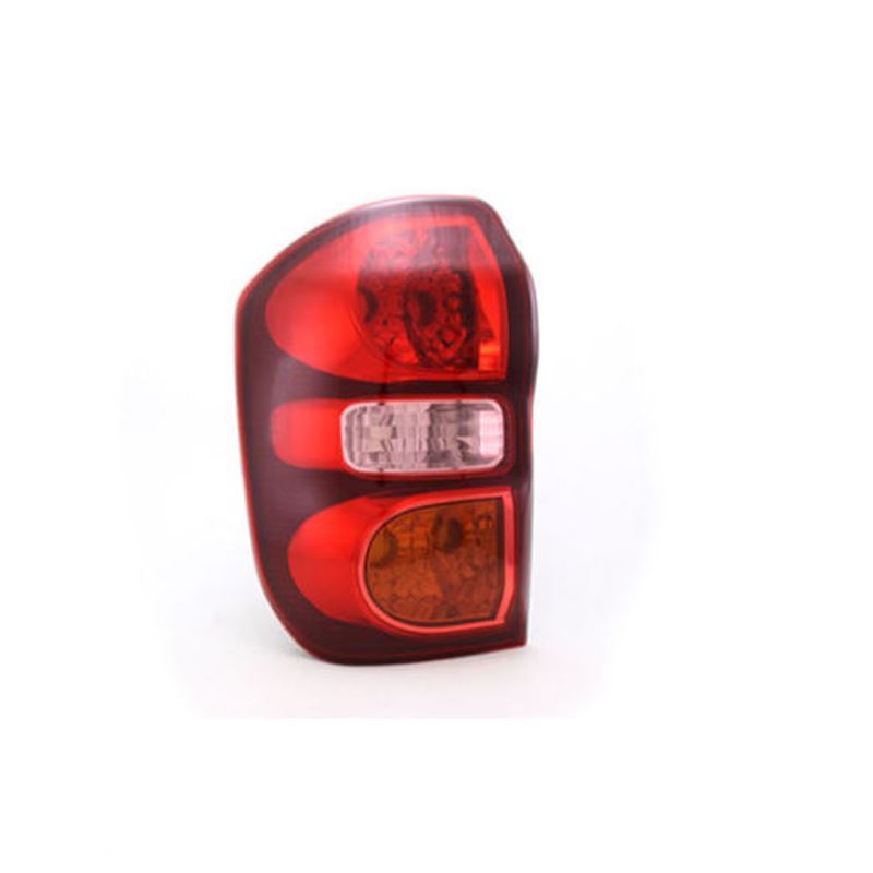 TOYOTA RAV-4 2004-2/2006 REAR TAIL LIGHT PASSENGER SIDE N/S