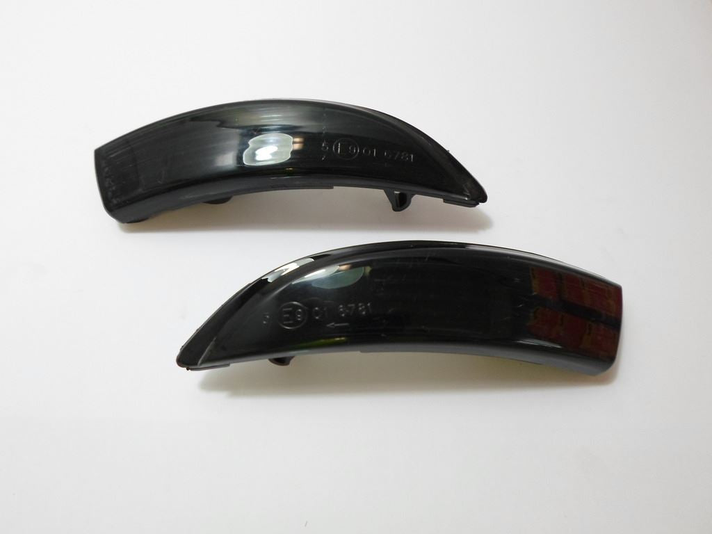 Ford Fiesta Mk7 10/2008-> Wing Door Mirror Indicators Smoked 1 Pair O/S & N/S
