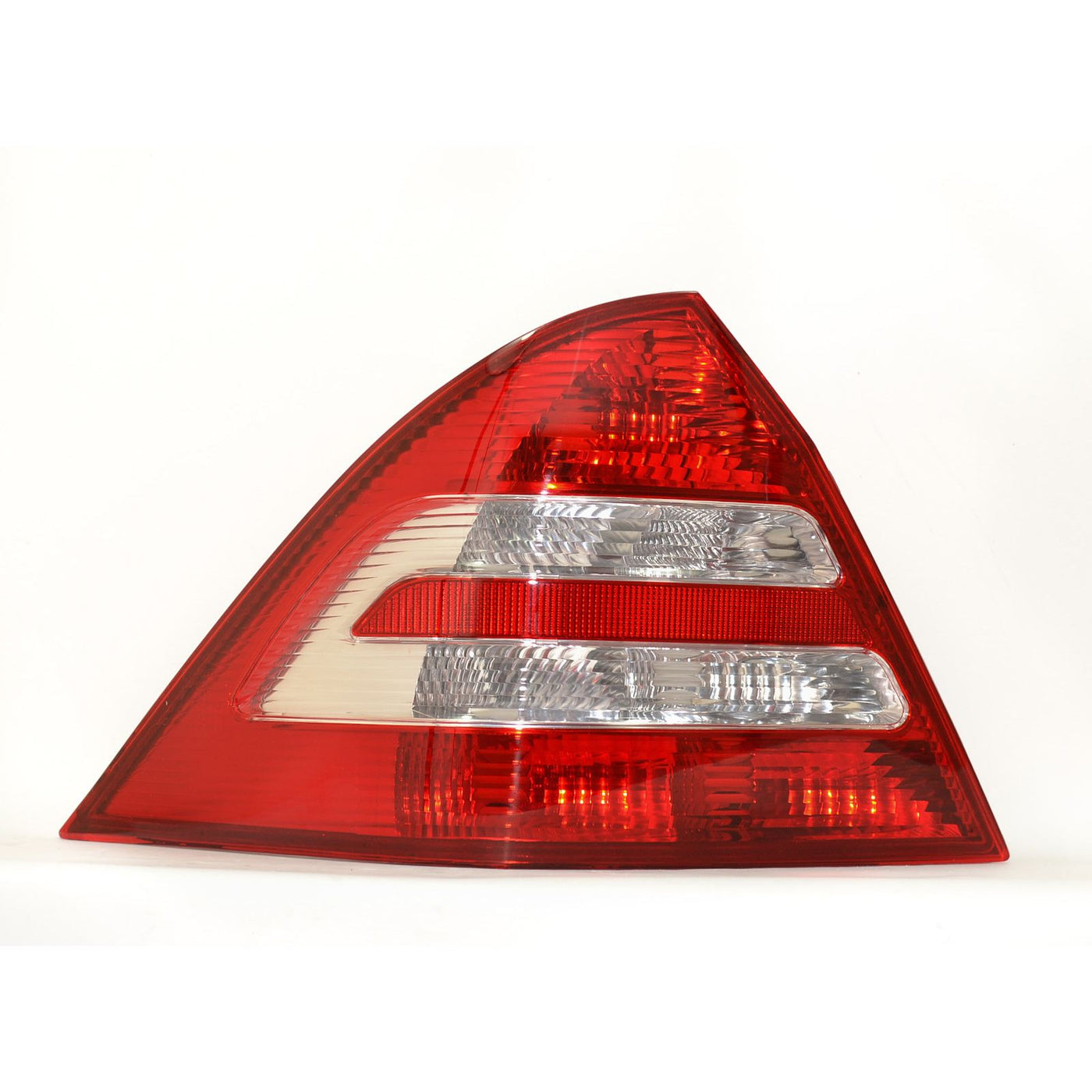 MERCEDES BENZ C CLASS W203 4/2004-2007 REAR TAIL LIGHT PASSENGER SIDE N/S