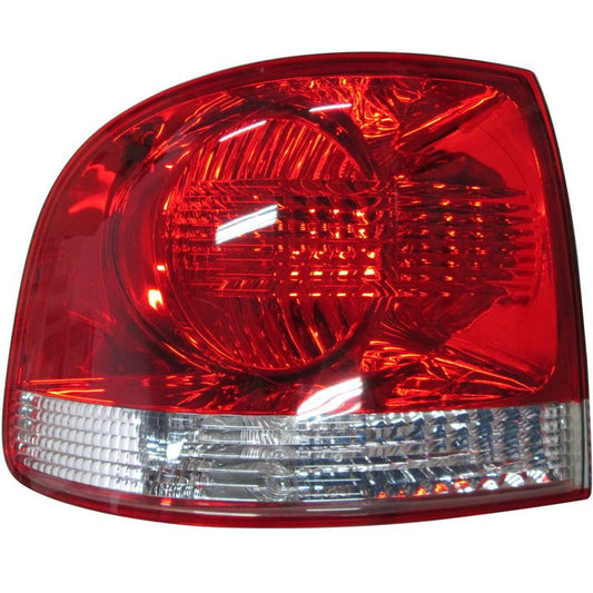 VW TOUAREG 2003-2006 REAR OUTER TAIL LIGHT PASSENGER SIDE N/S