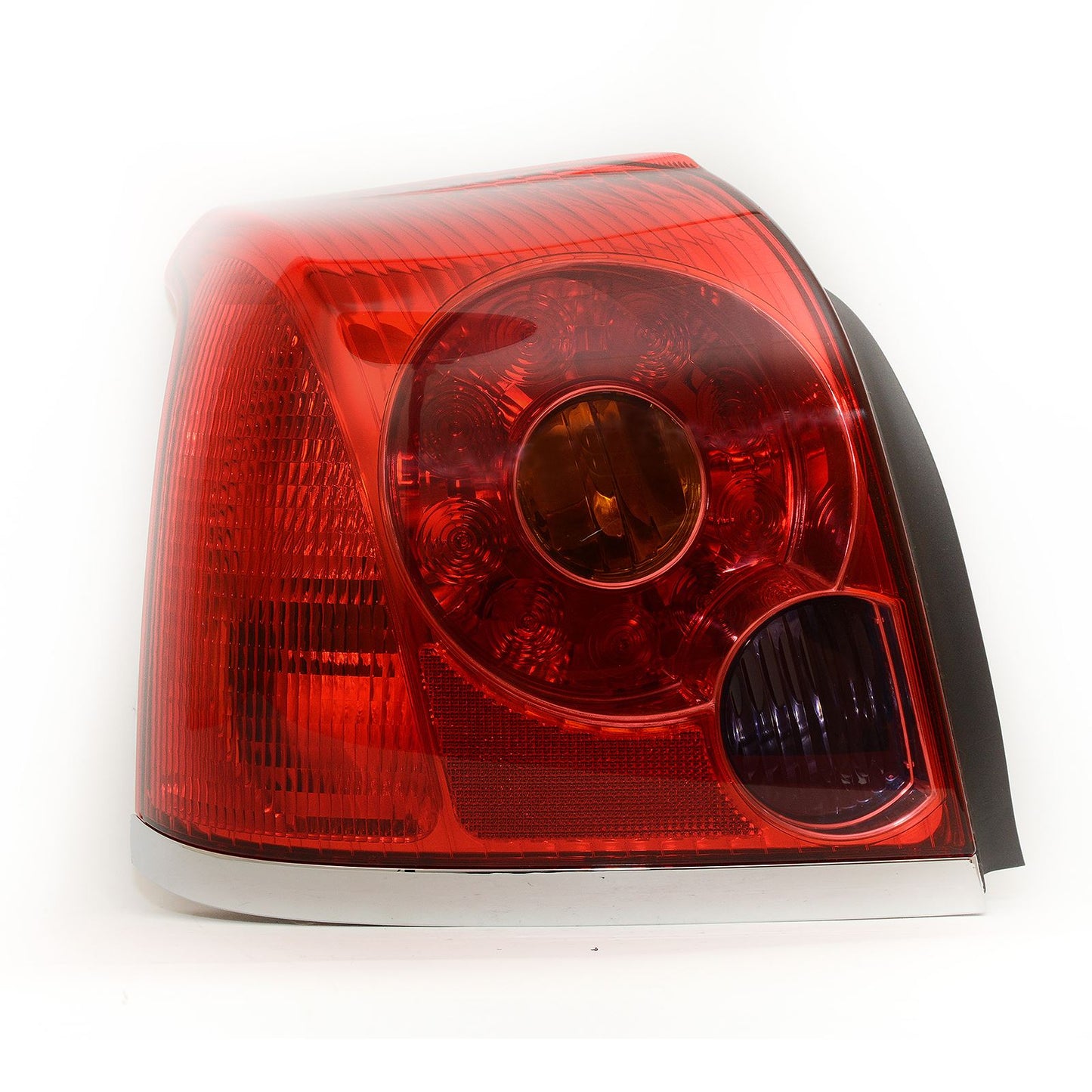 TOYOTA AVENSIS MK2 2003-2006 SALOON REAR TAIL LIGHT PASSENGER SIDE N/S