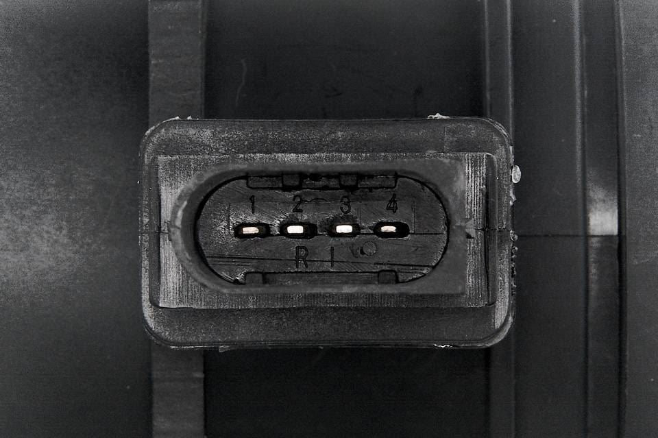 BMW 3 Series E92 2006-2010 320 xd, 320d, 320d xDrive Air Flow Meter MAF Sensor