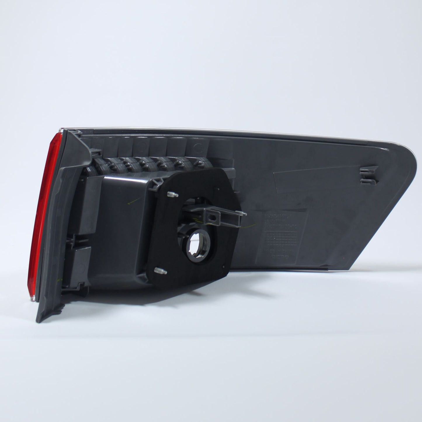 TOYOTA AVENSIS MK3 2009-> SALOON REAR TAIL LIGHT DRIVERS SIDE O/S