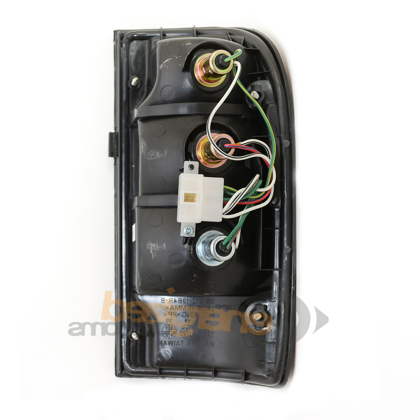 TOYOTA HI-LUX 10/1997-2001 REAR TAIL LIGHT PASSENGER SIDE N/S