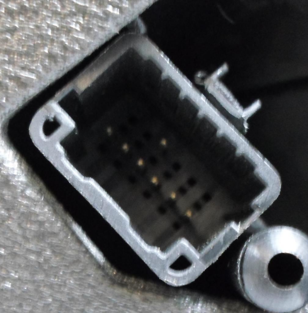 Renault Clio Mk3 2005-9/2009 Electric Wing Door Mirror Black Cover Drivers Side