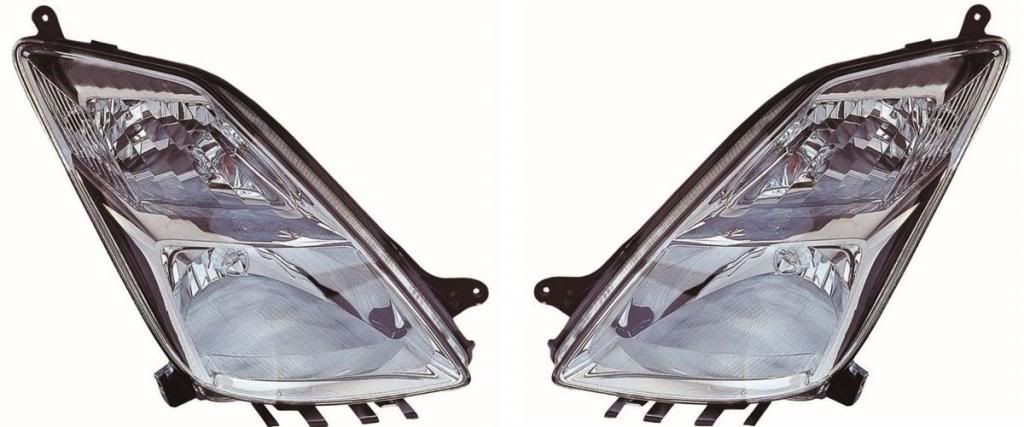 Toyota Prius 2004-2009 Headlights Headlamps 1 Pair O/S & N/S